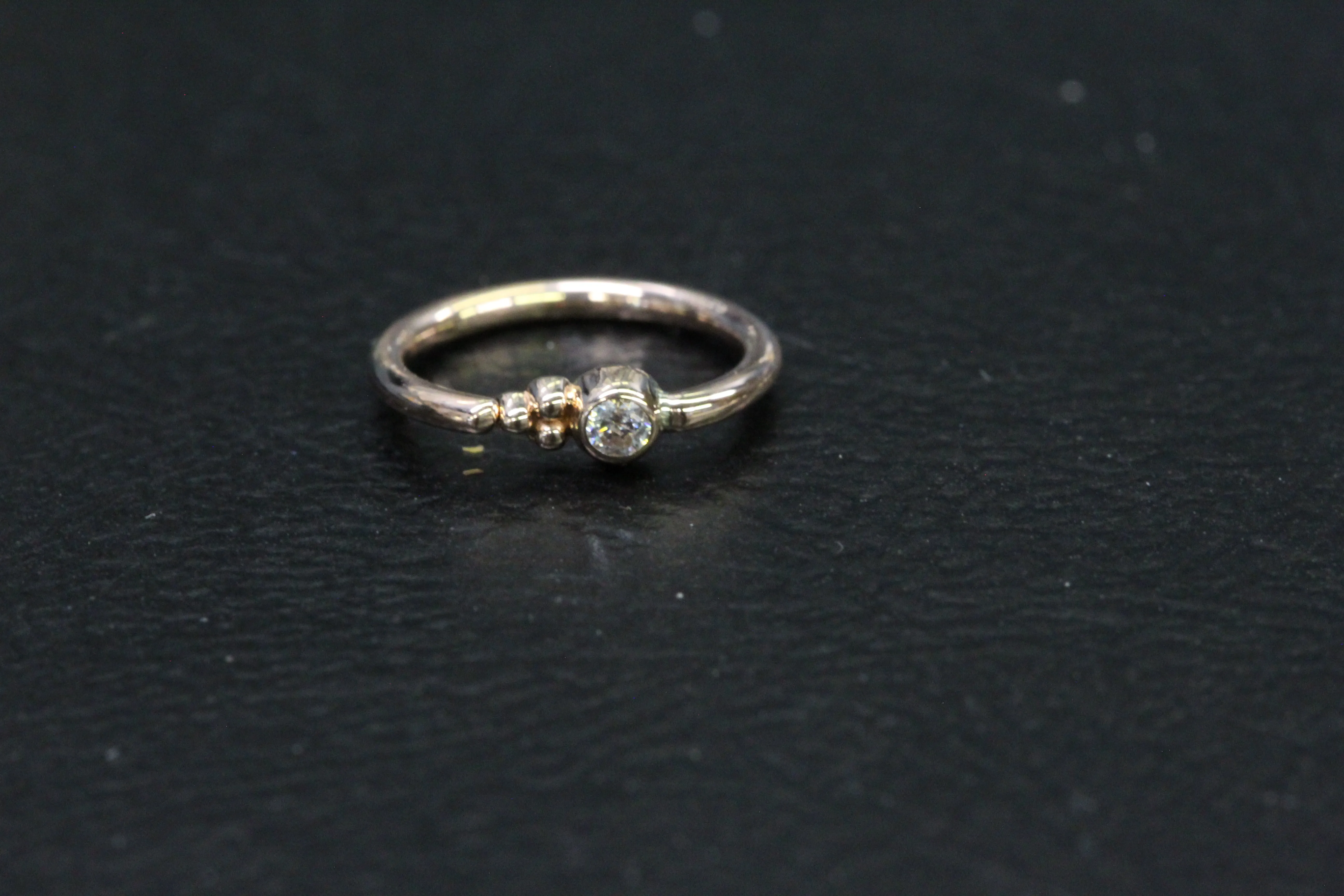 3-Bead Seamless Ring- White Gold