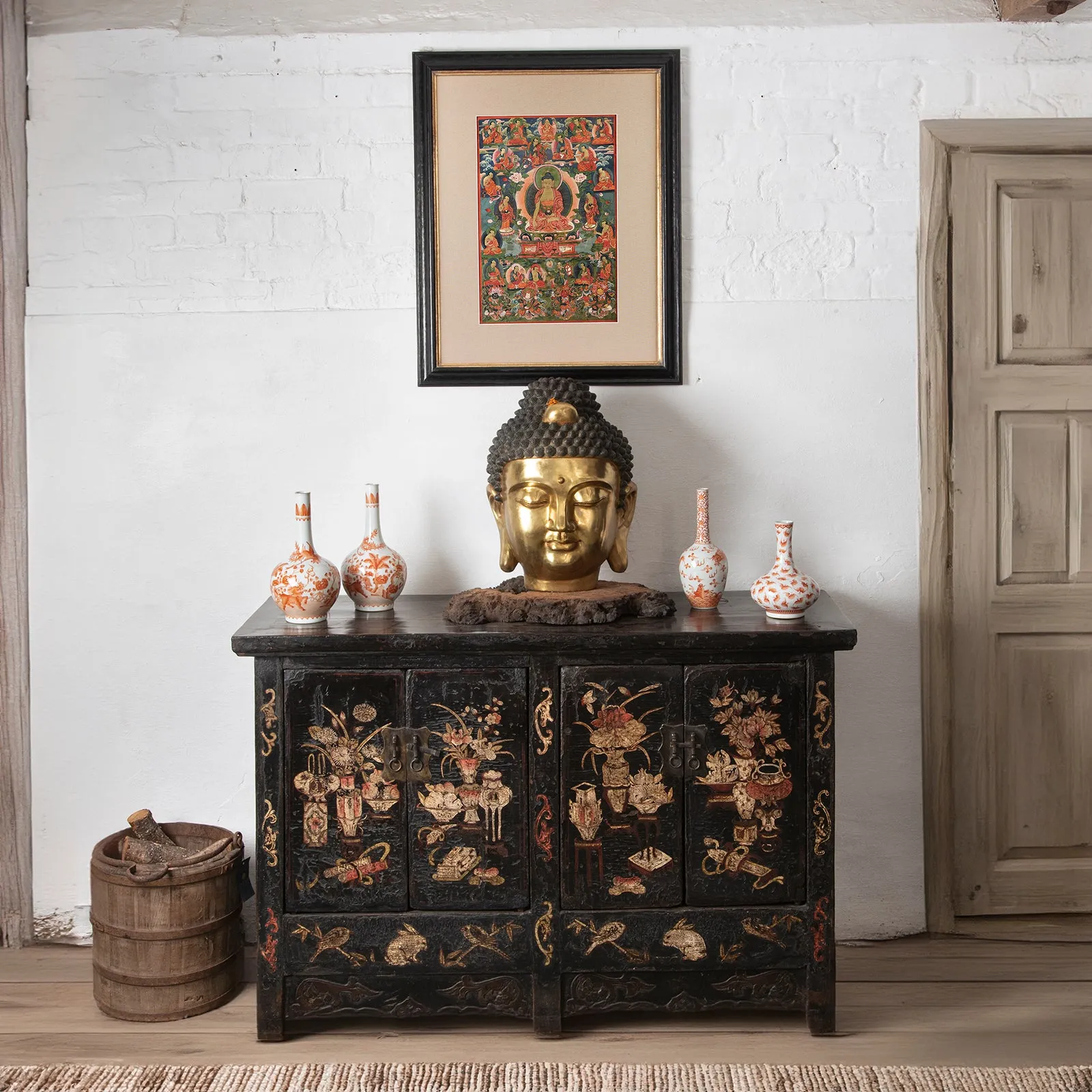 Black Lacquer Sideboard From Shanxi - Early 19th Century