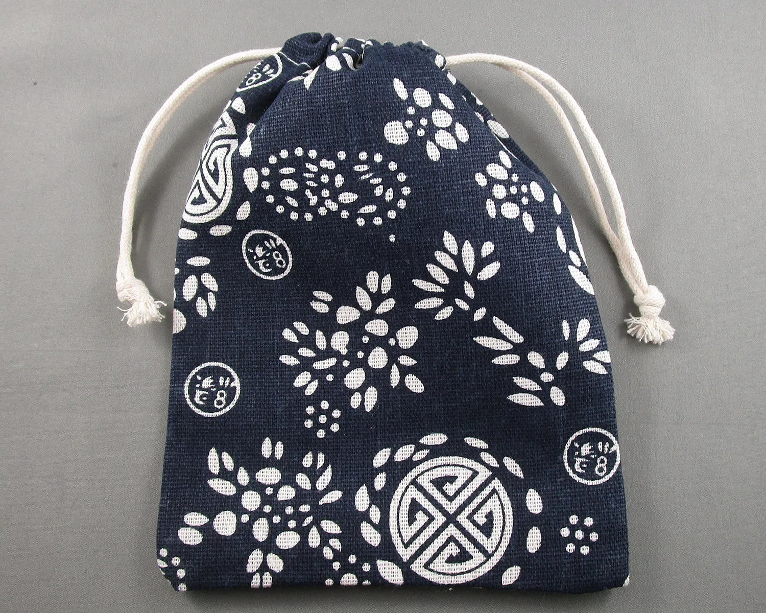 Blue and White Cotton Bag for Gemstones 18x13cm 1pc (3078)