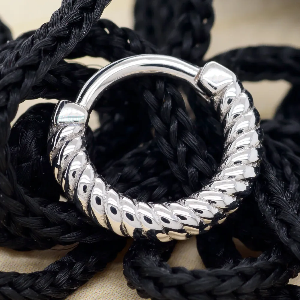 "Desiree" Braided Hinge Ring in Gold