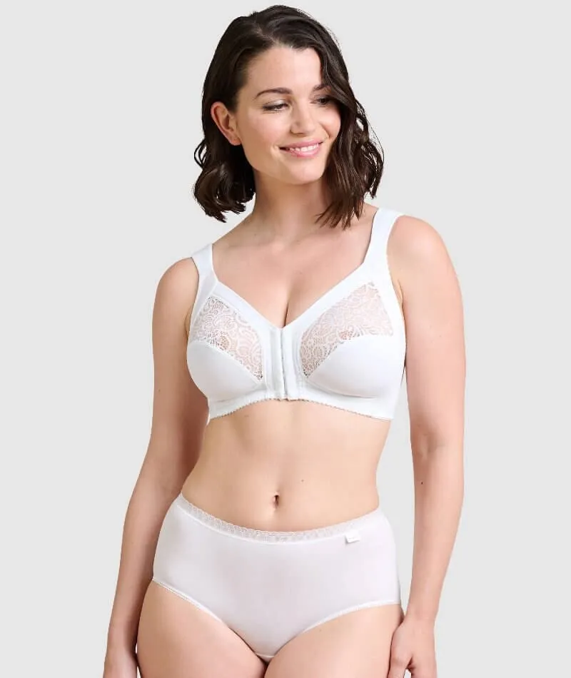 Sans Complexe Clara Front Closure Wire-free Lace Bra - White